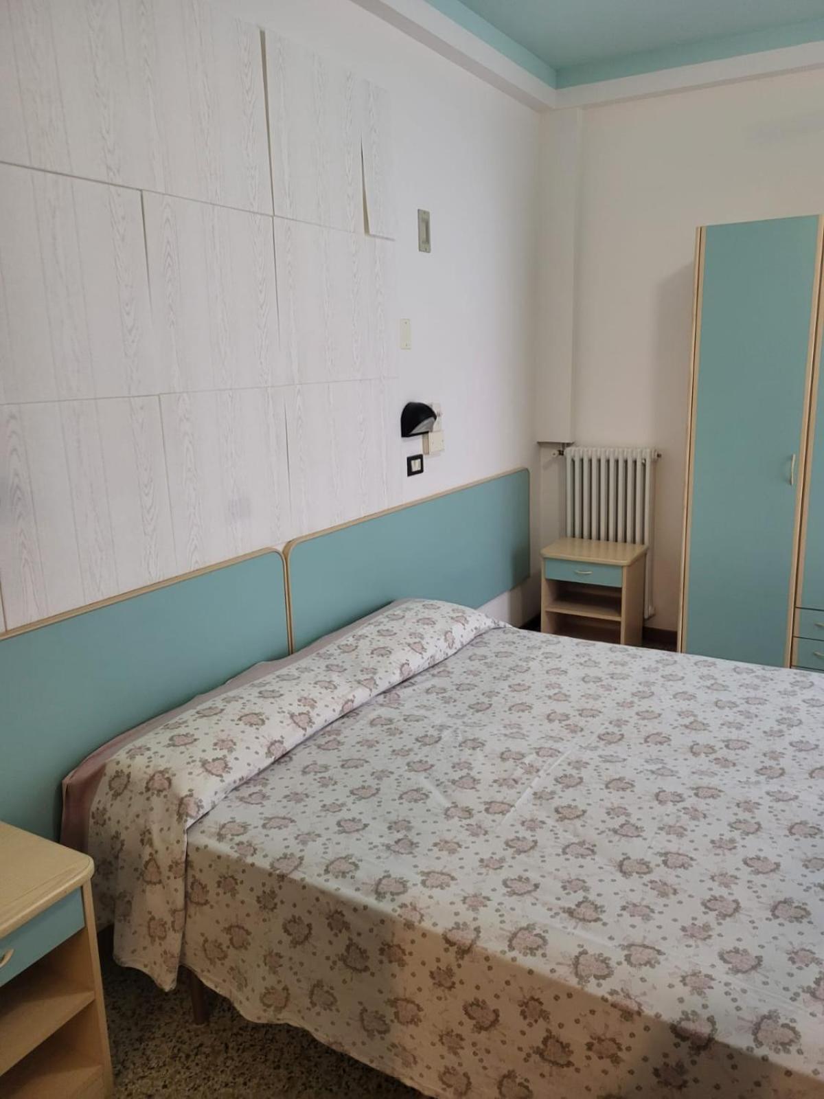 Hotel Residence Villa Lily Cesenatico Kültér fotó